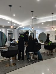 -八佰伴8008星级形象店