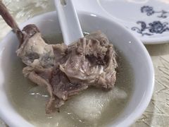 -红旗山庄(圭峰山店)