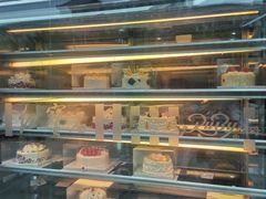 面包甜点陈列柜-红宝石·鲜奶小方(莘庄店)