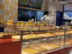 面包甜点陈列柜-東更道点心行(崂山丽达店)