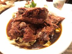 两斤骨头-胡桃里音乐酒馆(白云五号T5 MALL店)