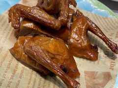 玻璃脆皮乳鸽-嘉缤苑