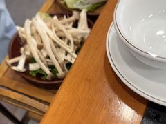 -阿山卓·野生菌火锅·纳西火塘烤肉