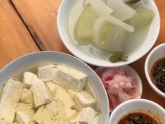 -侯记双流蘸水肥肠(阆中店)