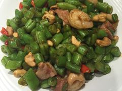 -赶海部落海鲜城(海阳路店)