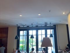 -亚龙湾希尔顿自助餐厅·海鲜·烧烤·沙滩BBQ·现场乐队