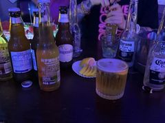 -vimi便利店酒吧