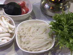 -滇越乘象云南餐厅(豆各庄店)
