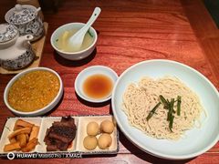 -裕兴记•蟹黄面馆(人民广场店)