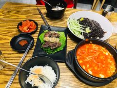 -吴草鸡爪오초닭발韩食堂(融恒盈嘉中心店)
