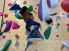 -Upper Climbing Gym 攀岩(华侨城店)