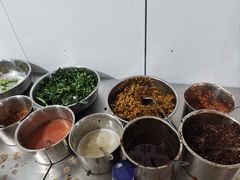 -文山荷鲜居(翠湖店)