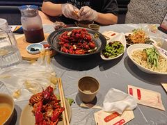 -肥肥虾庄·金牌油焖大虾(杨园滨江时代walk店)
