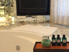 主卫圆形下沉按摩浴缸-澳门十六浦索菲特大酒店