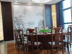 -兴芮温泉度假区