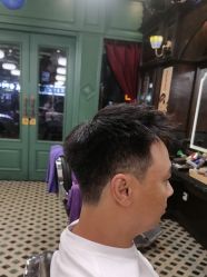 -海文先生国潮烫染男士理发馆