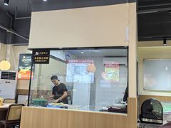 -何永光123鲜牛肉馆(1号店)