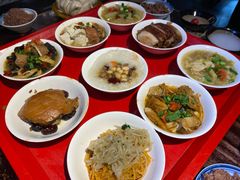 -蓝田九大碗民俗食府(蓝田店)