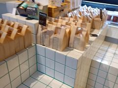 -Dough&Joe团憩(瑞虹天地月亮湾店)