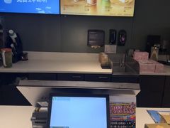 -星巴克(浦东机场T2到达店)