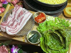 -青瓦餐厅·生鱼片·韩园烤肉(西塔店)