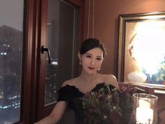 -花间阁鲜花气球连锁(两路口上清寺急市救中心店)