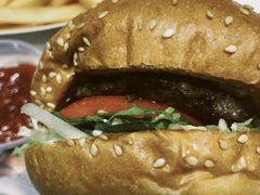 -The Habit Burger Grill 哈比特汉堡(爱琴海店)