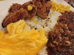 肉燥吉列猪扒饭-龙凤冰室