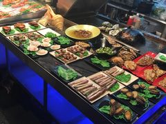 -六合夜市