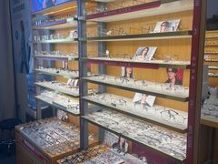 -优医视平价眼镜蔡司依视路折扣工厂店(十里堡店)