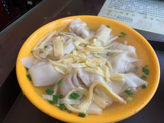 三鲜馄饨-毛华美食(清扬路店)