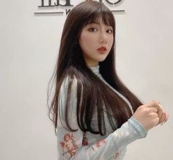 -时尚殿堂明星门店