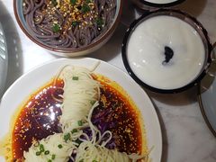 酸辣蕨根粉-青花椒花椒鱼(合生汇店)