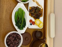 -雪梅月子中心(华侨城店)