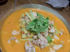 小米椒爱上蛙-先启半步颠小酒馆(常熟万达广场店)