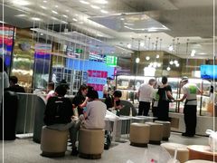 大堂-奈雪的茶(湖滨银泰in77C区PRO店)