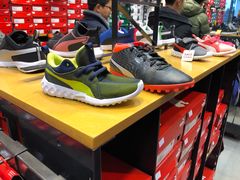 -PUMA品牌自营折扣店(百联奥特莱斯店)