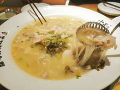 -严记小天府酸菜鱼(西四路店)