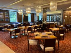-上海西藏大厦万怡酒店Momo Cafe(徐汇店)