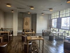 -蟹家大院 · 独揽江景(滨江店)