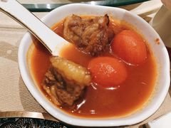 番茄牛腩锅-ONE FULL 古董港式海鲜火锅