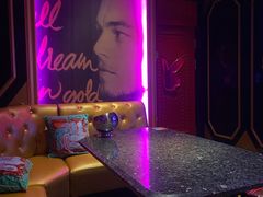 -UK派对KTV(日月广场店)