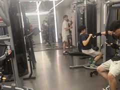 -乐刻运动健身(同曦假日百货店)