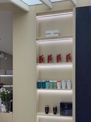 -Mentor Hair Salon