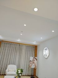 -HEYAN荷妍专业脱毛连锁机构