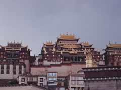 -噶丹松赞林寺