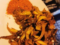 炸菌子-勺子米线·云南传统小吃市集(四方街店)