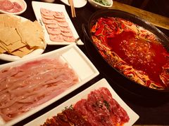 -纸盐河码头火锅(十八梯店)