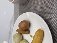 -上海浦东中心万枫酒店