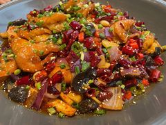 -有红鸡毛店·川菜(建设路店)